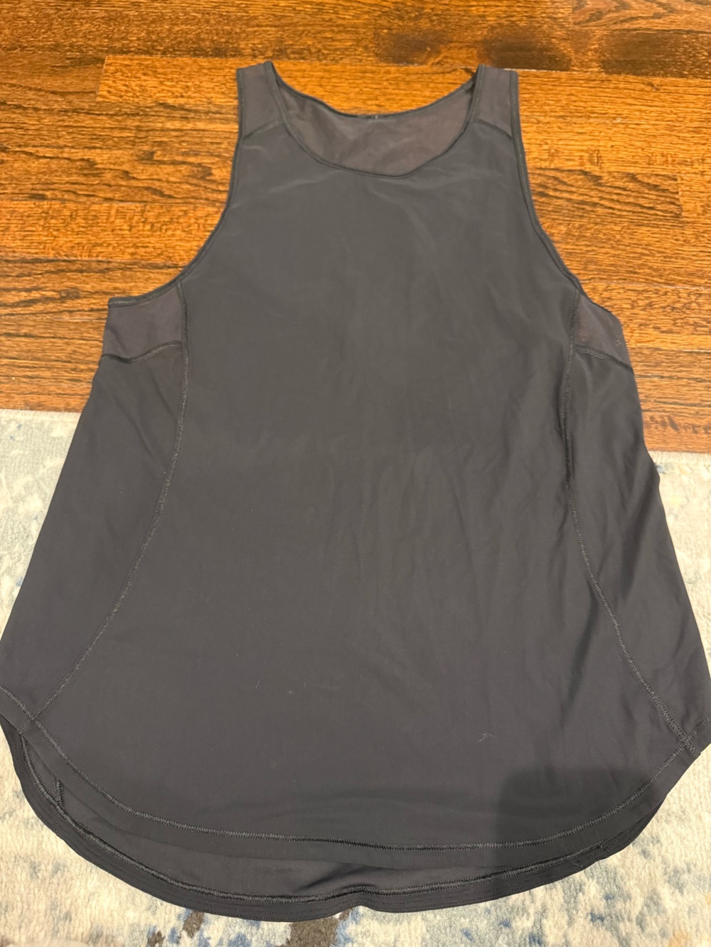Lululemon black tank top Psycle London est size 6